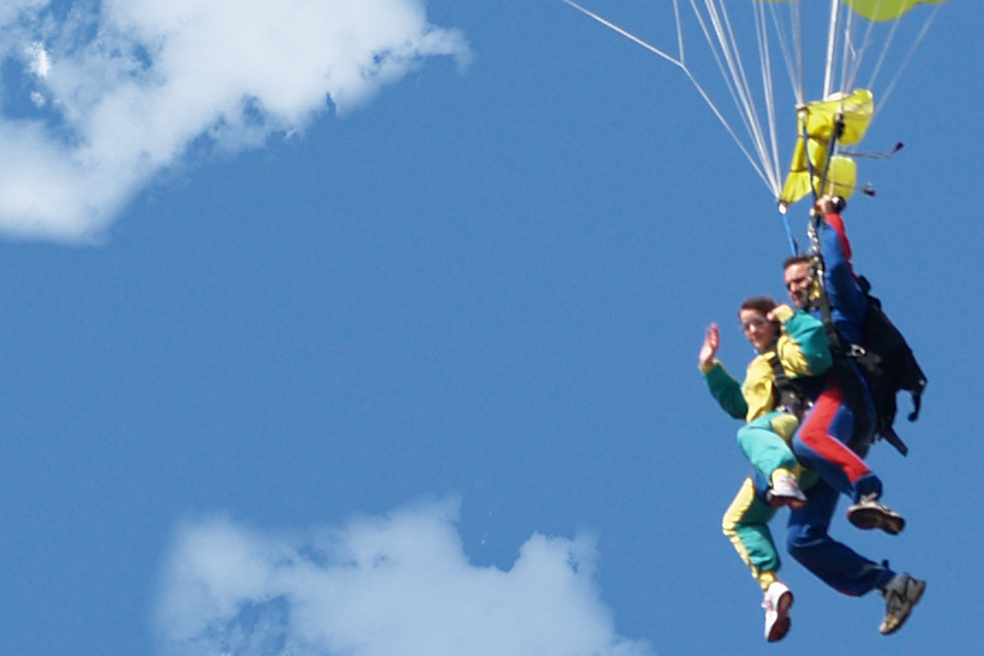 Aventure parachutisme tandem parachute